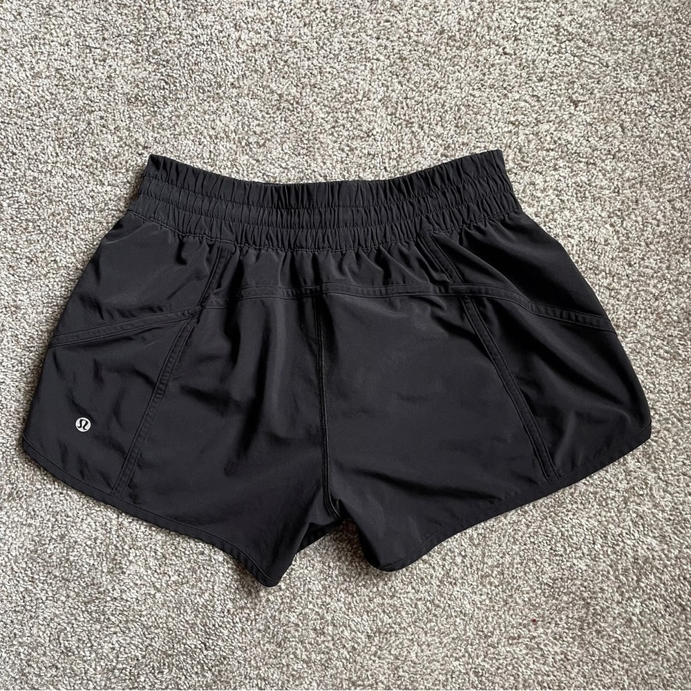 Lululemon Tracker Shorts Black Women's Size 4 – 4” Inseam